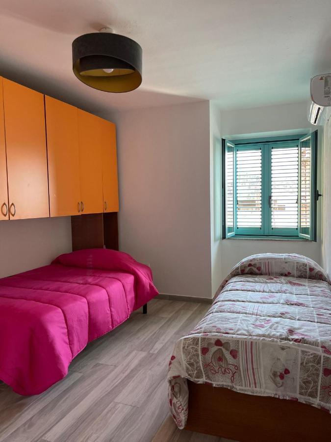 Casa Vacanze Sa Piazza Apartment Dorgali Ngoại thất bức ảnh